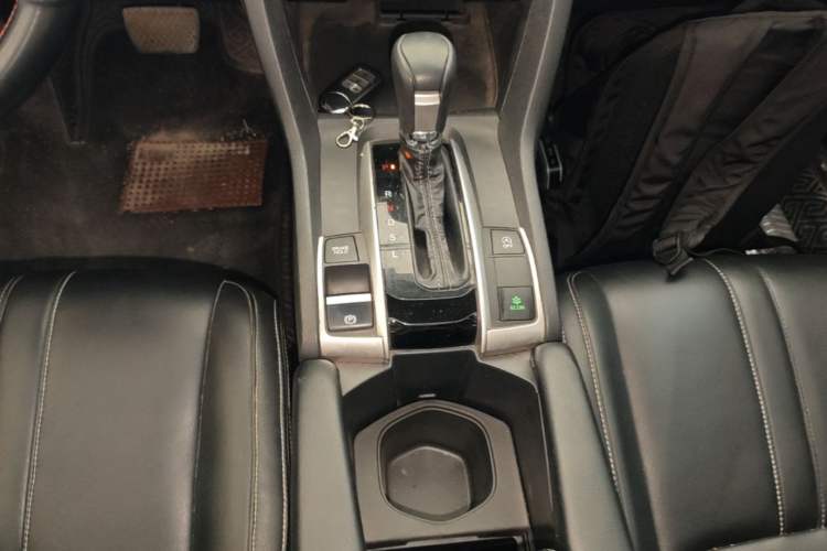 Used Honda Civic 2019 220TURBO CVT Dynamic Edition China VI Gear Lever