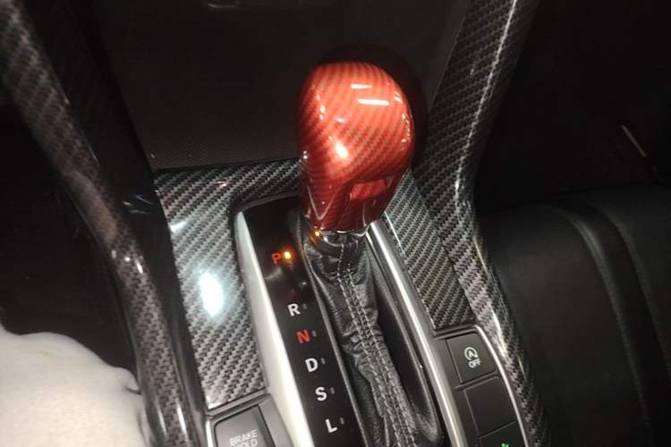 Used Honda Civic 2019 220TURBO CVT Dynamic Edition China VI Emission Standard Gear Lever