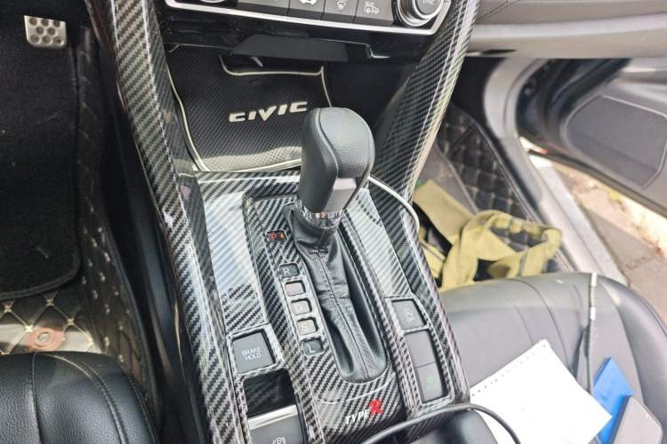 Used Honda Civic 2019 220TURBO CVT Dynamic Edition China VI Emission Standard Gear Lever