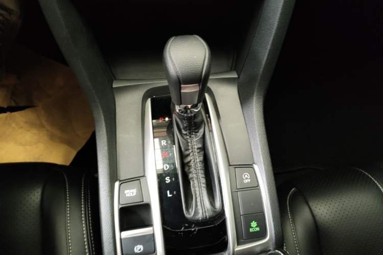Used Honda Civic 2019 220TURBO CVT Dynamic Edition China VI Gear Lever