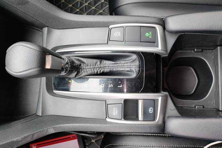 Used Honda Civic 2019 220TURBO CVT Dynamic Edition China VI Gear Lever