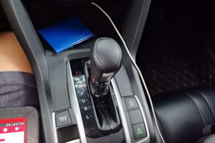 Used Honda Civic 2019 180TURBO CVT Shangdong Edition China VI Gear Lever