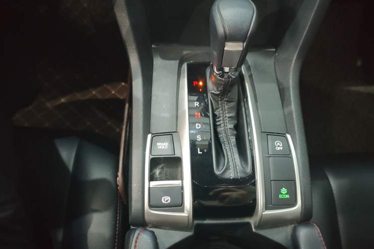 Used Honda Civic 2019 220TURBO CVT Dynamic Edition China VI Gear Lever