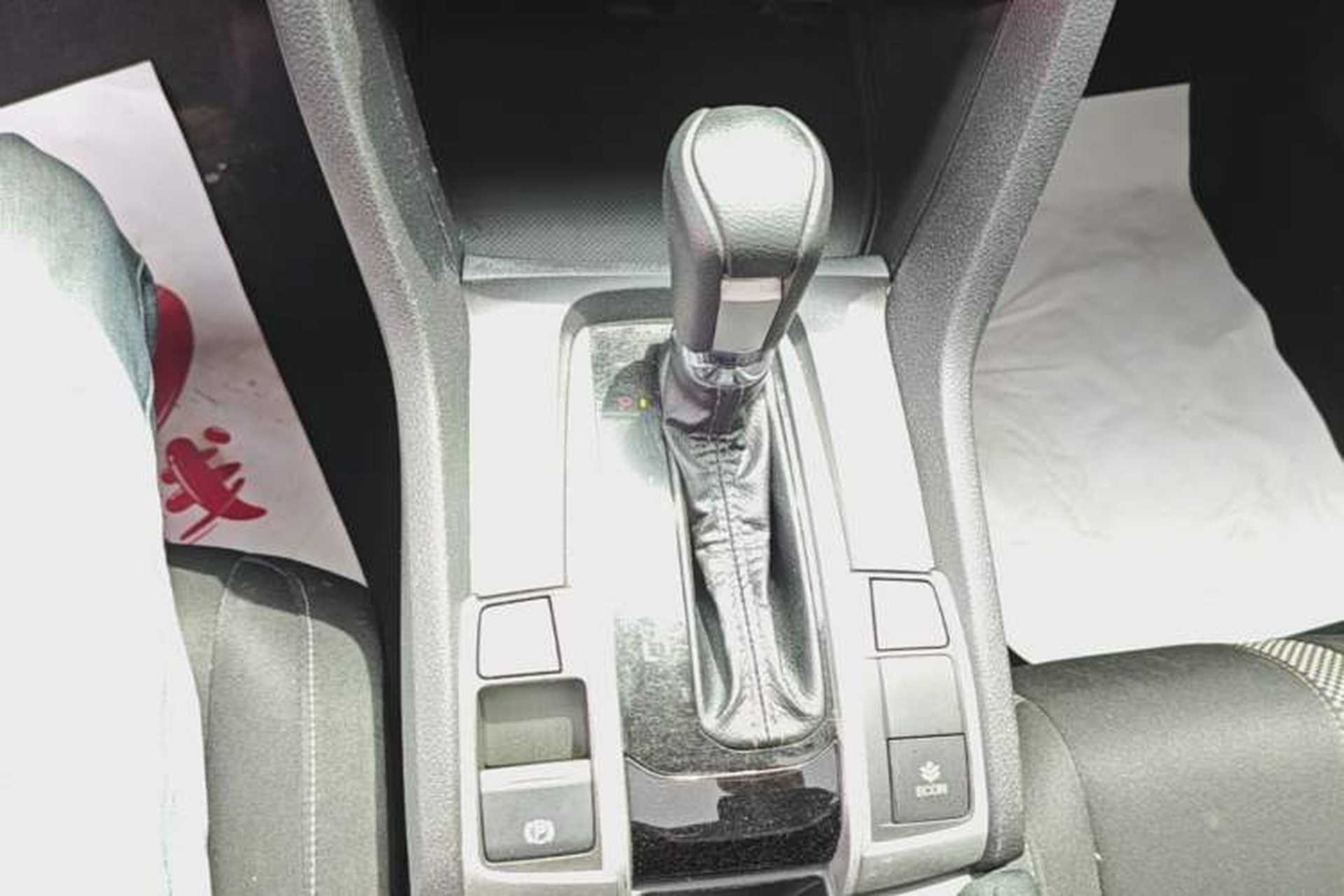 Used Honda Civic 2019 220TURBO CVT Dynamic Edition China VI Gear Lever