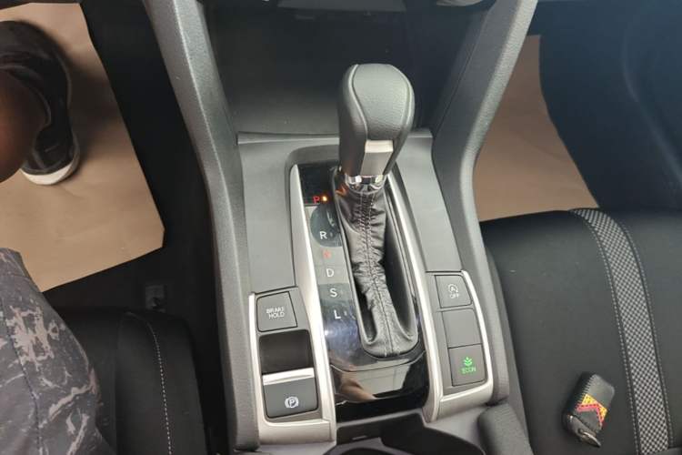 Used Honda Civic 2019 220TURBO CVT Dynamic Edition China VI Gear Lever