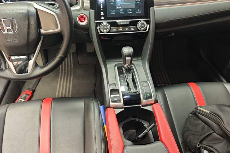 Used Honda Civic 2019 220TURBO CVT Dynamic Edition China VI Gear Lever