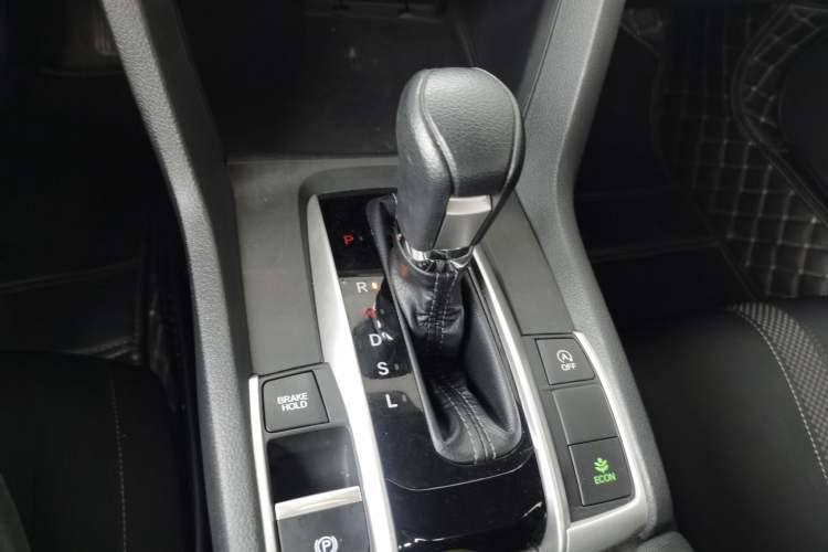 Used Honda Civic 2019 220TURBO CVT Dynamic Edition China VI Gear Lever