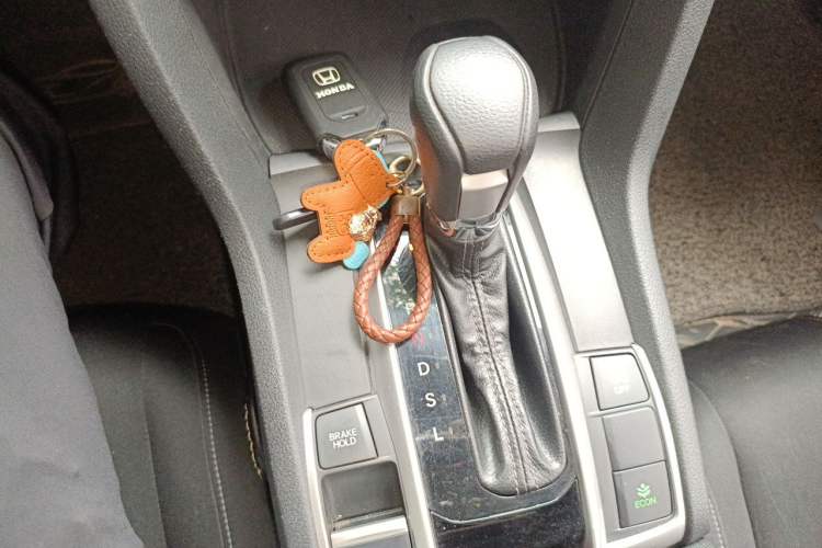 Used Honda Civic 2019 220TURBO CVT Dynamic Edition China VI Gear Lever