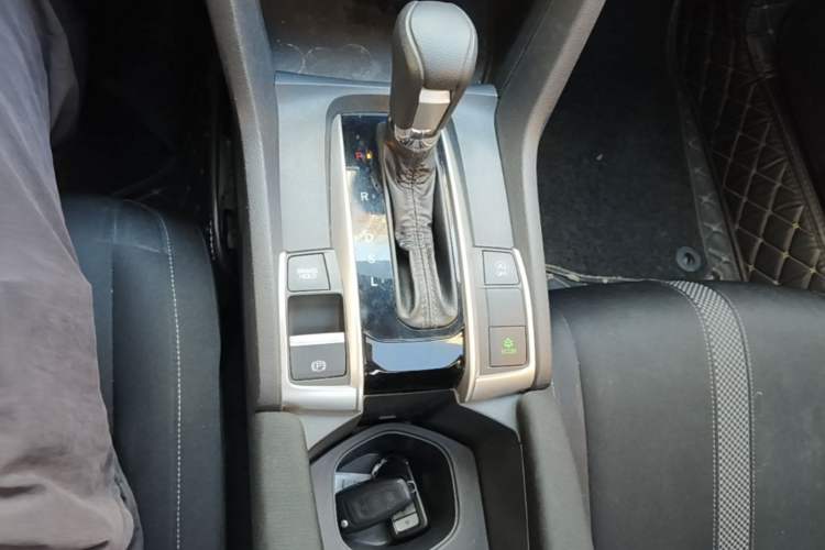 Used Honda Civic 2019 220TURBO CVT Dynamic Edition China V Gear Lever