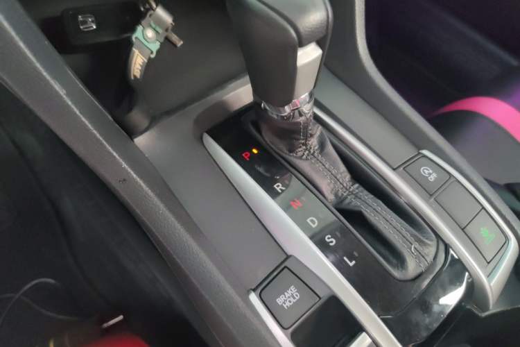 Used Honda Civic 2019 220TURBO CVT Dynamic Edition China VI Gear Lever
