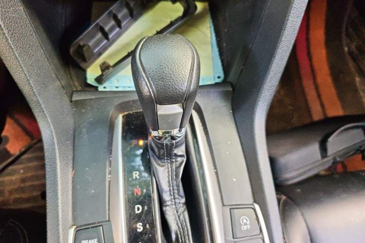Used Honda Civic 2019 220TURBO CVT Dynamic Edition China V Emission Standard Gear Lever