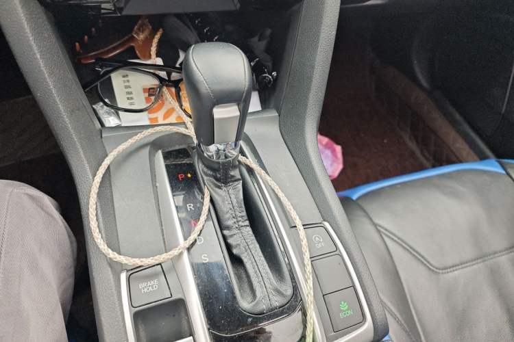 Used Honda Civic 2019 220TURBO CVT Dynamic Edition China VI Emission Standard Gear Lever