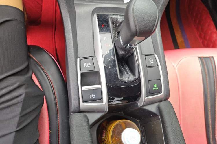 Used Honda Civic 2019 220TURBO CVT Dynamic Edition China VI Emission Standard Gear Lever