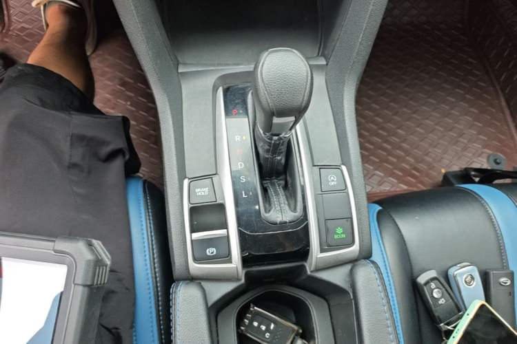Used Honda Civic 2019 220TURBO CVT Dynamic Edition China VI Gear Lever