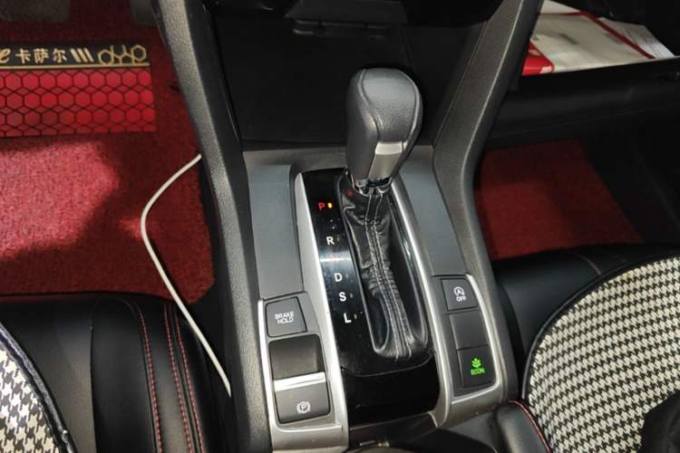 Used Honda Civic 2019 220TURBO CVT Dynamic Edition China VI Gear Lever