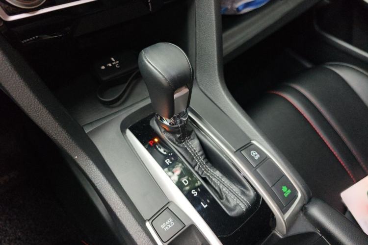 Used Honda Civic 2019 220TURBO CVT Dynamic Edition China VI Emission Standard Gear Lever