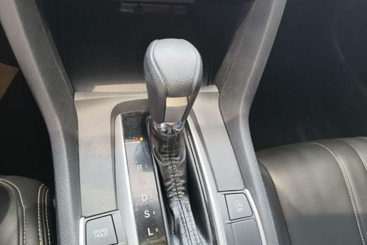 Used Honda Civic 2019 220TURBO CVT Dynamic Edition China VI Gear Lever