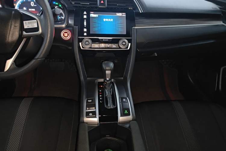 Used Honda Civic 2019 220TURBO CVT Dynamic Edition China VI Gear Lever