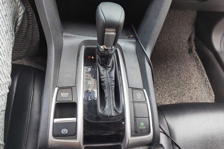 Used Honda Civic 2019 220TURBO CVT Dynamic Edition China VI Gear Lever