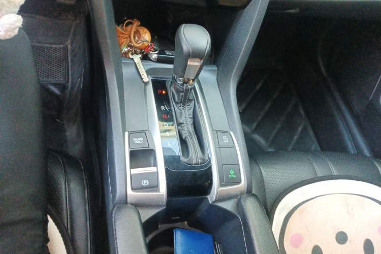 Used Honda Civic 2019 220TURBO CVT Dynamic Edition China VI Gear Lever