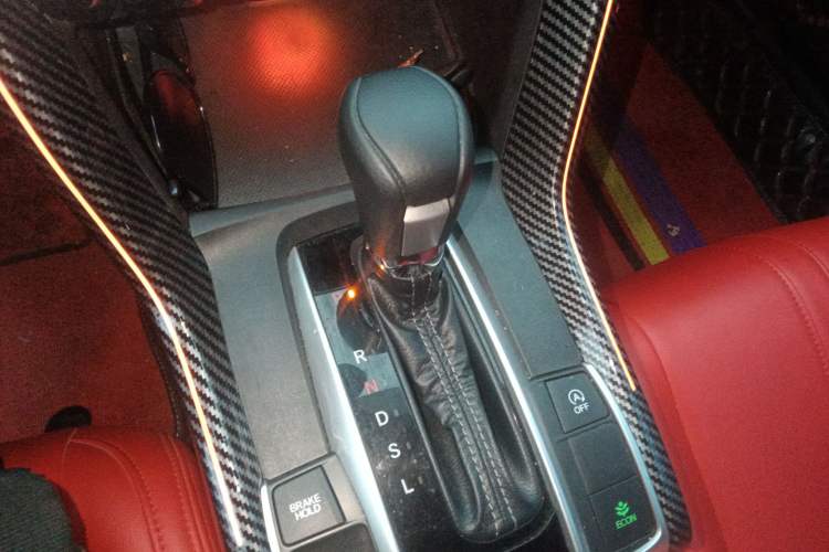 Used Honda Civic 2019 220TURBO CVT Dynamic Edition China VI Gear Lever