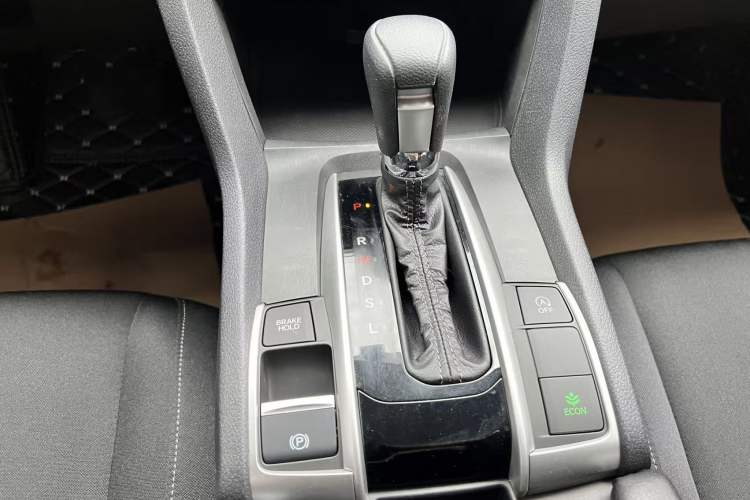 Used Honda Civic 2019 220TURBO CVT Dynamic Edition China VI Gear Lever