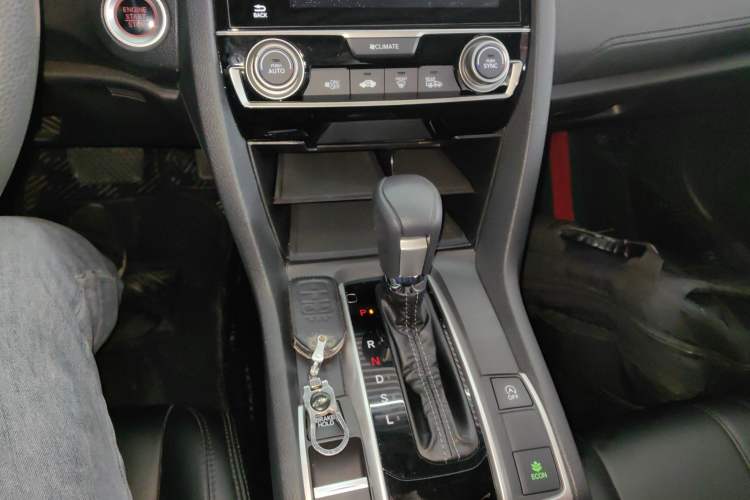 Used Honda Civic 2019 220TURBO CVT Dynamic Edition China VI Gear Lever