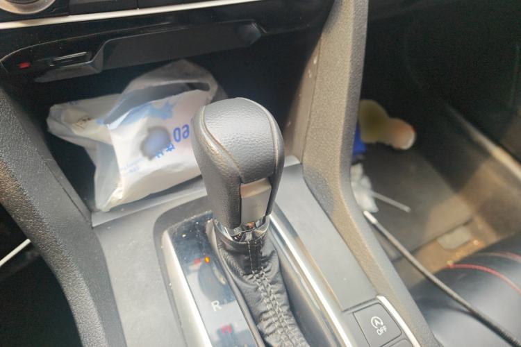 Used Honda Civic 2019 220TURBO CVT Dynamic Edition China VI Gear Lever