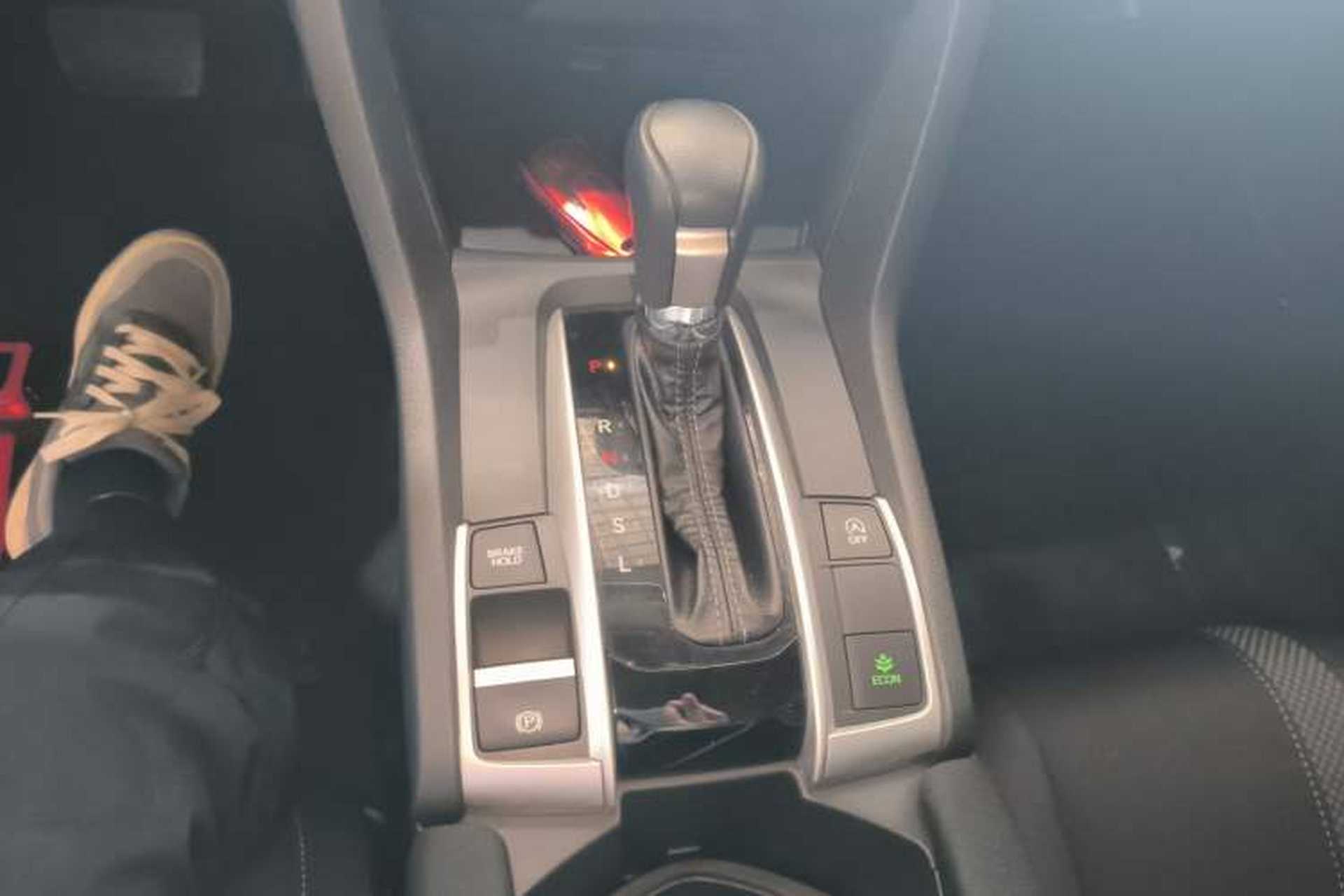 Used Honda Civic 2019 220TURBO CVT Dynamic Edition China VI Gear Lever