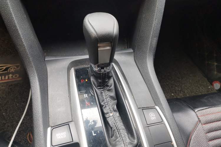 Used Honda Civic 2019 220TURBO CVT Dynamic Edition China VI Gear Lever