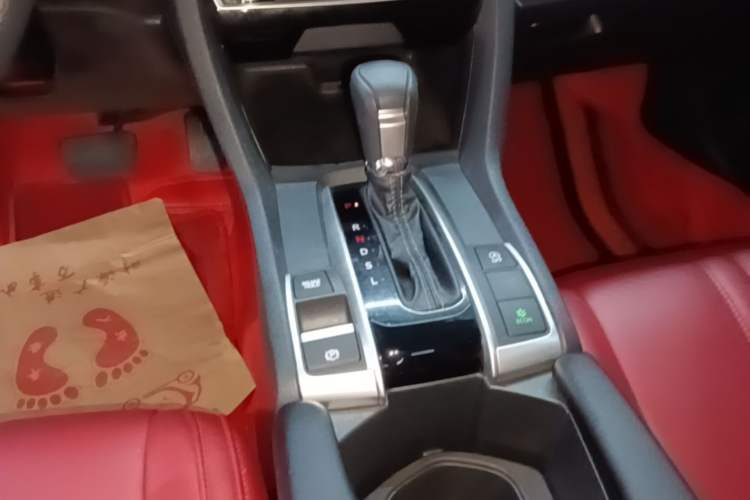 Used Honda Civic 2019 220TURBO CVT Dynamic Edition China VI Gear Lever