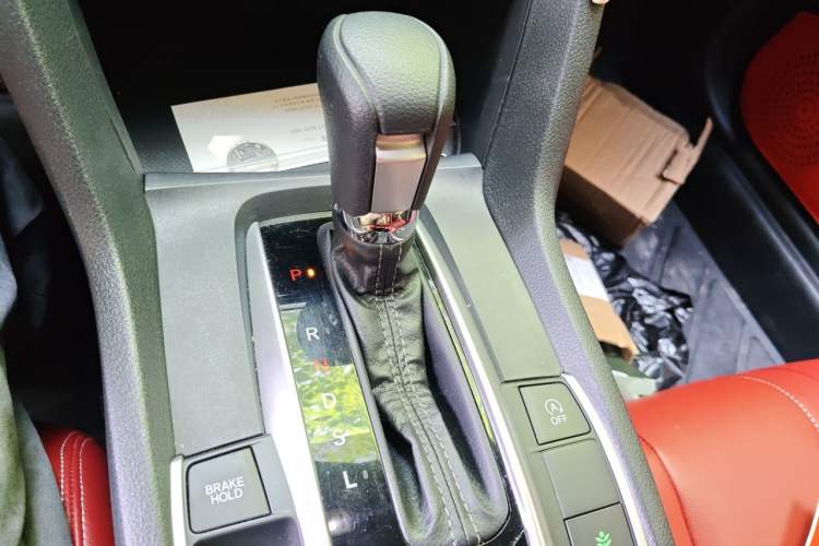 Used Honda Civic 2019 220TURBO CVT Dynamic Edition China VI Emission Standard Gear Lever