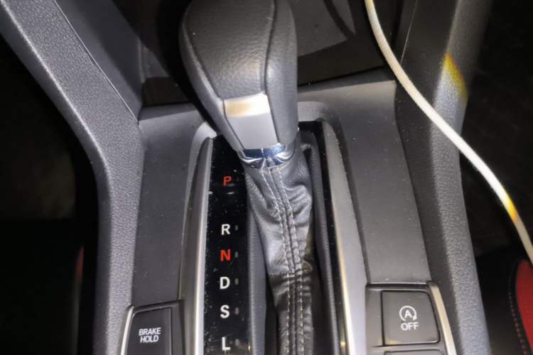 Used Honda Civic 2019 220TURBO CVT Dynamic Edition China VI Gear Lever