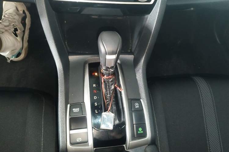 Used Honda Civic 2019 220TURBO CVT Dynamic Edition China VI Gear Lever