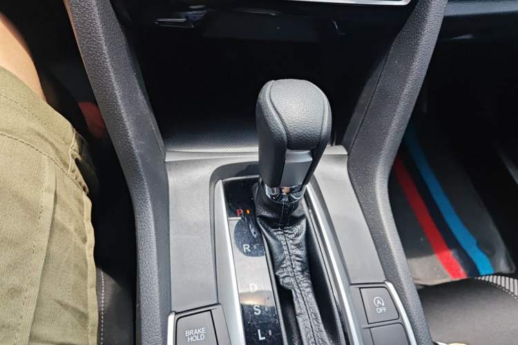 Used Honda Civic 2019 220TURBO CVT Dynamic Edition China VI Gear Lever