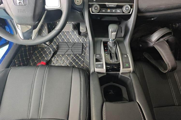 Used Honda Civic 2019 220TURBO CVT Dynamic Edition China VI Gear Lever