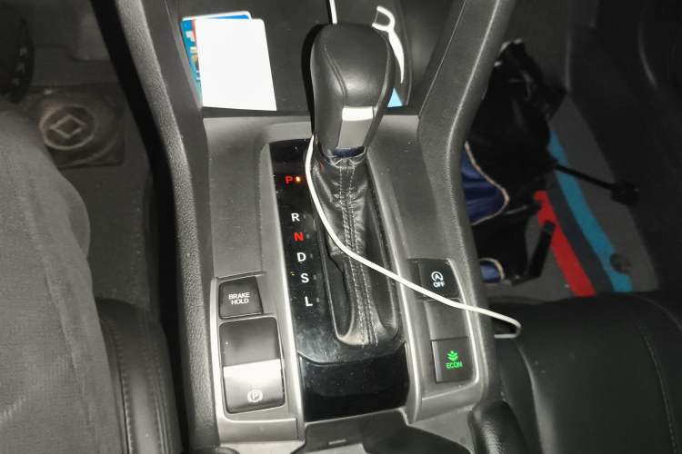Used Honda Civic 2019 220TURBO CVT Dynamic Edition China VI Emission Standard Gear Lever