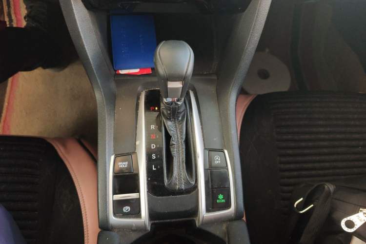 Used Honda Civic 2019 180TURBO CVT Shangdong Edition China VI Gear Lever