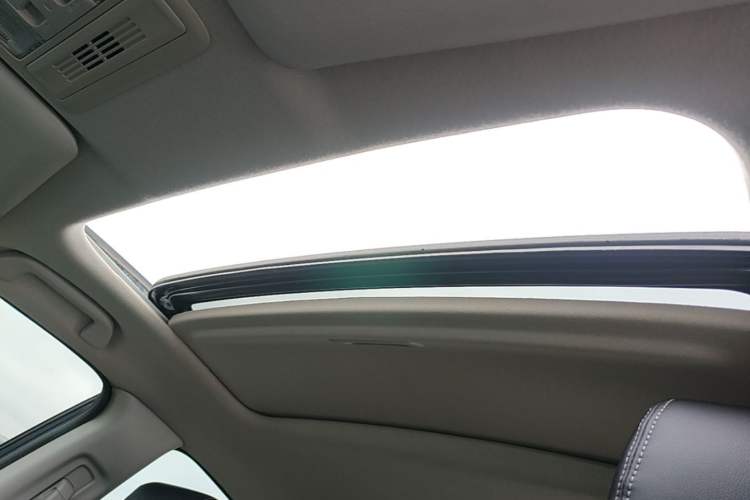 Used Honda Civic 2019 220TURBO CVT Dynamic Edition China VI Headliner