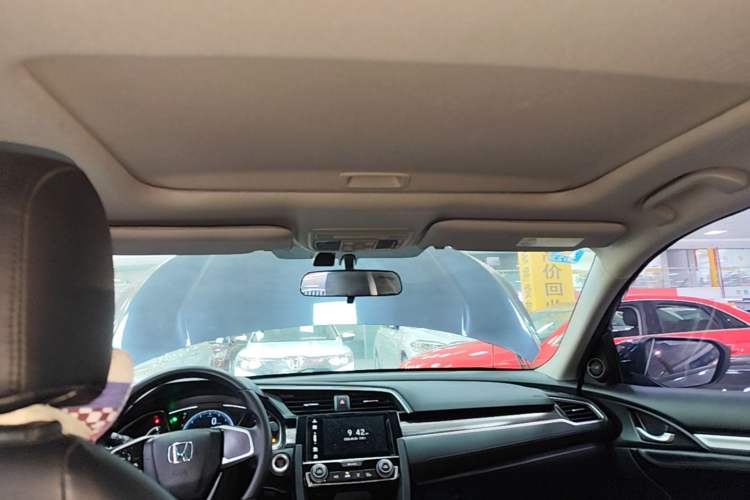 Used Honda Civic 2019 220TURBO CVT Dynamic Edition China VI Headliner