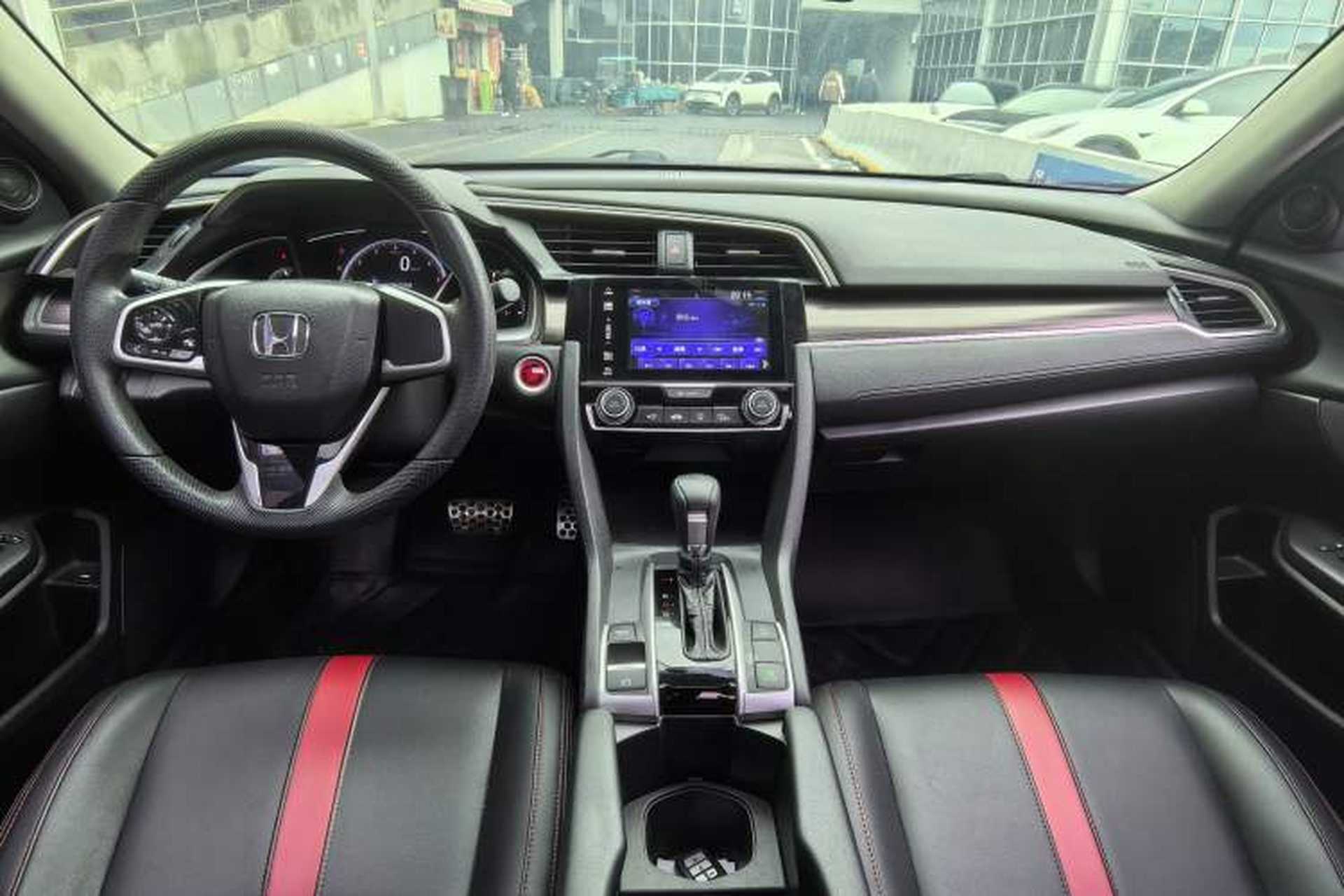 Used Honda Civic 2019 220TURBO CVT Dynamic Edition China VI Emission Standard Interior 1