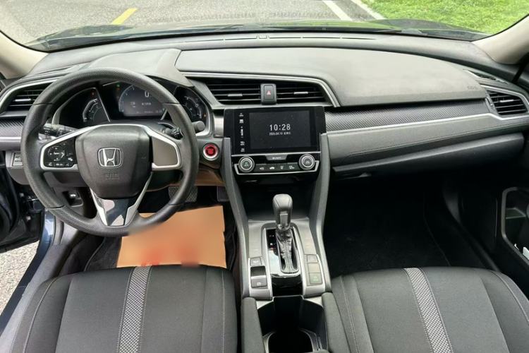 Used Honda Civic 2019 220TURBO CVT Dynamic Edition China VI Interior 1