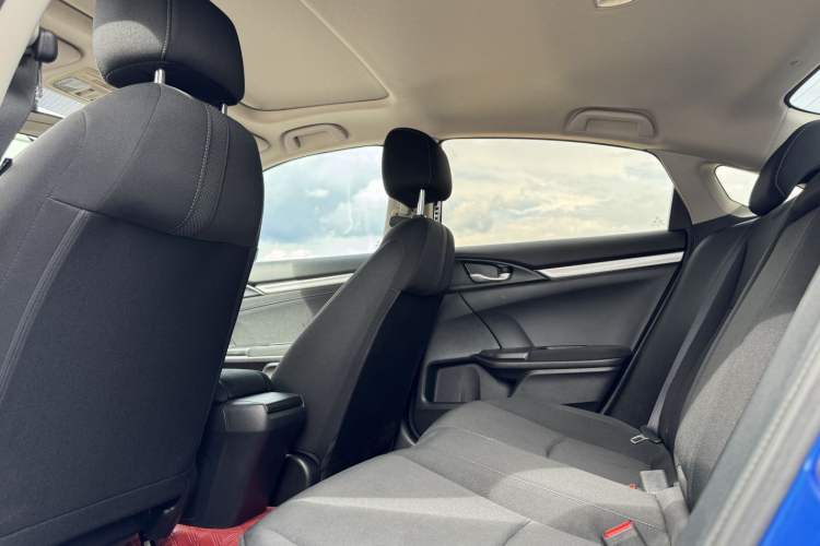 Used Honda Civic 2019 220TURBO CVT Dynamic Edition China VI Interior 11