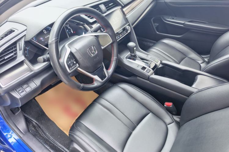 Used Honda Civic 2019 220TURBO CVT Dynamic Edition China VI Interior 3
