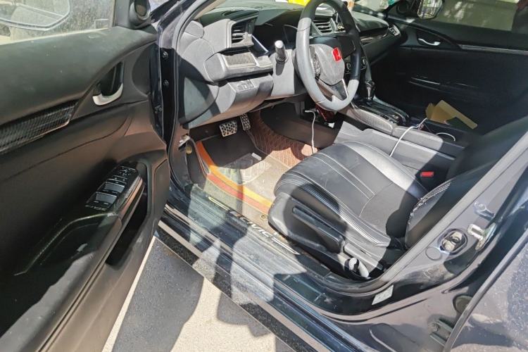 Used Honda Civic 2019 220TURBO CVT Dynamic Edition China VI Emission Standard Interior 3