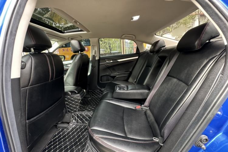 Used Honda Civic 2019 220TURBO CVT Dynamic Edition China VI Emission Standard Interior 4