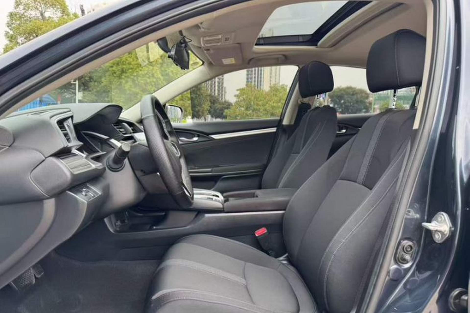 Used Honda Civic 2019 220TURBO CVT Dynamic Edition China VI Interior 4