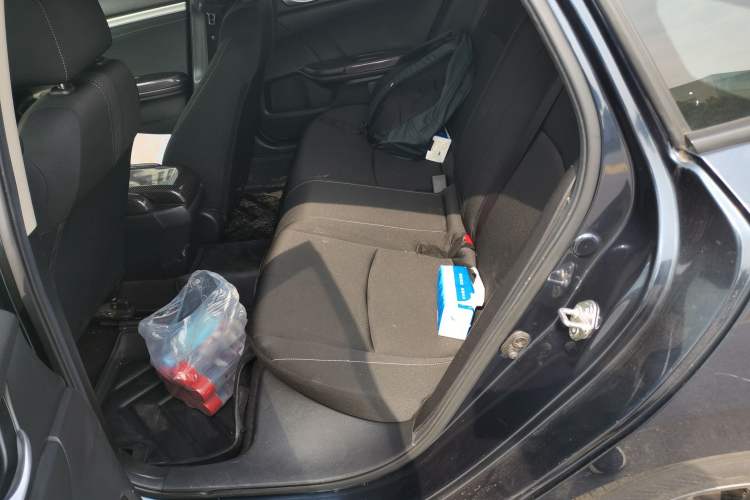 Used Honda Civic 2019 220TURBO CVT Dynamic Edition China VI Interior 4