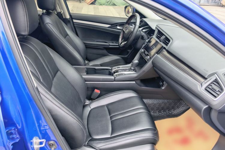 Used Honda Civic 2019 220TURBO CVT Dynamic Edition China VI Interior 5