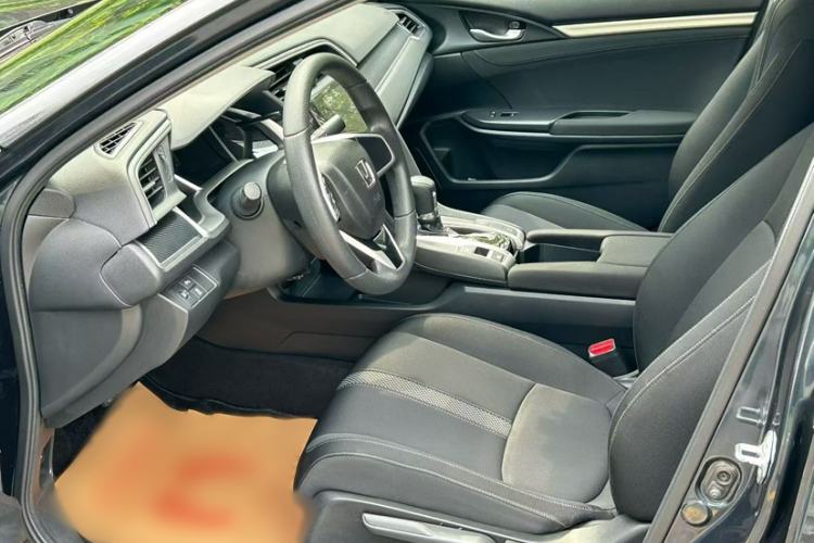 Used Honda Civic 2019 220TURBO CVT Dynamic Edition China VI Interior 5
